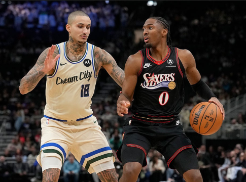 Μιλγουόκι Μπακς – Φιλαδέλφεια 76ερς 114-123: Η «50άρα» του Μάξεϊ έδωσε τη νίκη στην παράταση (vid)