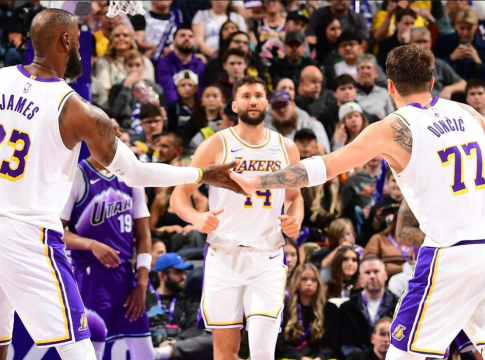 Ντόντσιτς και Ριβς οδήγησαν τους Λέικερς στη νίκη (106-108) – Οι Θάντερ πήραν εκδίκηση από τους Μπλέιζερς (122-95)