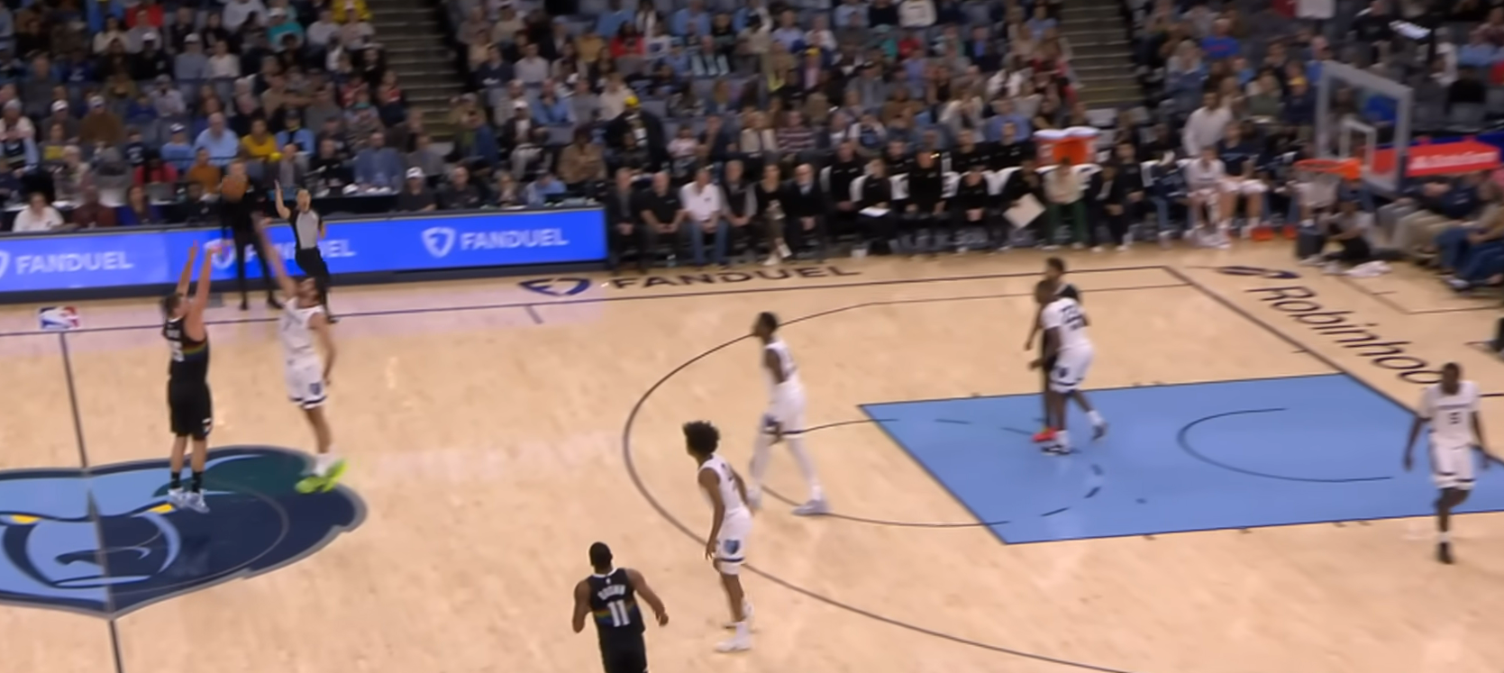 Το κάνει να φαίνεται εύκολο: Τρομερό buzzer beater του Γιόκιτς (vids)