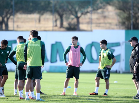 Παναθηναϊκός: Επέστρεψε ο Πελίστρι, ανεβάζει ρυθμούς ο Μπακασέτας