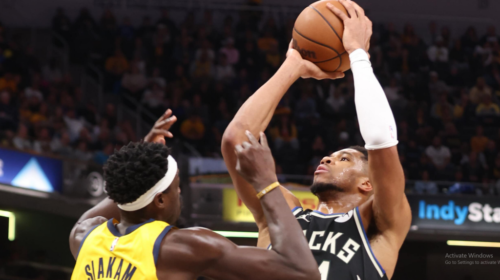 Πέισερς – Μπακς 115-117: Αντετοκούνμπο «at the buzzer» για τη νίκη (vids)