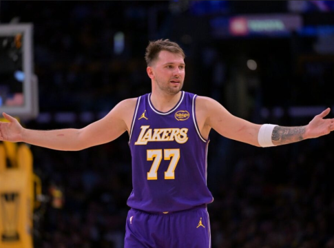 Ντόντσιτς: «Πιο εύκολο πλέον, αλλά πάντα ξεχωριστό να παίζω με το Ντάλας» (vid)