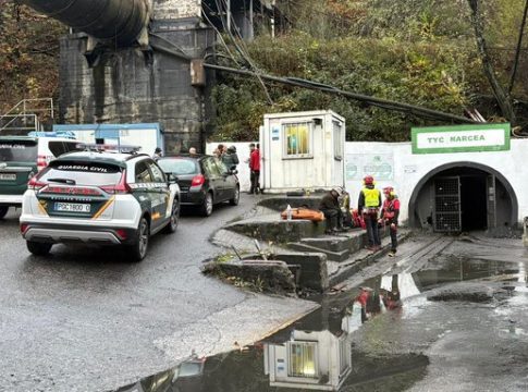 Ισπανία: Ενας νεκρός και δύο παγιδευμένοι σε ανθρακωρυχείο στην Αστούριας