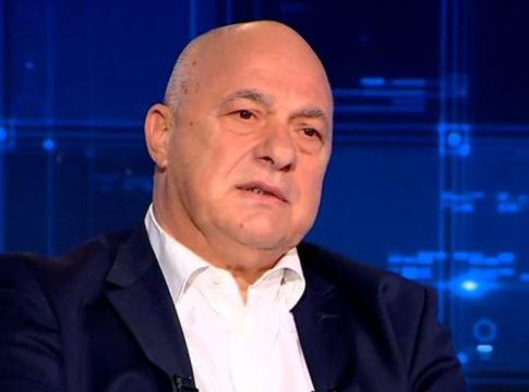 Ο Μπέος απάντησε με… αιχμηρό τρόπο στον Αλαφούζο: «Δεν είπε την αλήθεια – Είναι ανεπίδεκτος μαθήσεως»