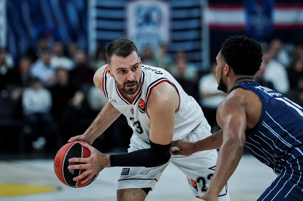 Xωρίς Γκούντουριτς, Σιλντς και… Μεσίνα η Αρμάνι κόντρα στη Βιλερμπάν – Αγωνία ενόψει Ολυμπιακού (pics)