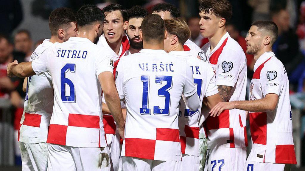 Στο Μουντιάλ με τριάρα η Κροατία (3-1), ένα βήμα απ’ την πρόκριση Γερμανία (0-2) και Ολλανδία (1-1)