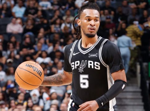 «Nοσοκομείο» οι Σπερς: Εκτός με πρόβλημα τραυματισμού και ο Καστλ