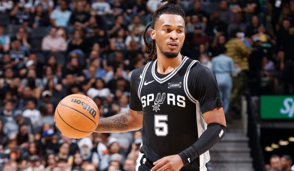 «Nοσοκομείο» οι Σπερς: Εκτός με πρόβλημα τραυματισμού και ο Καστλ