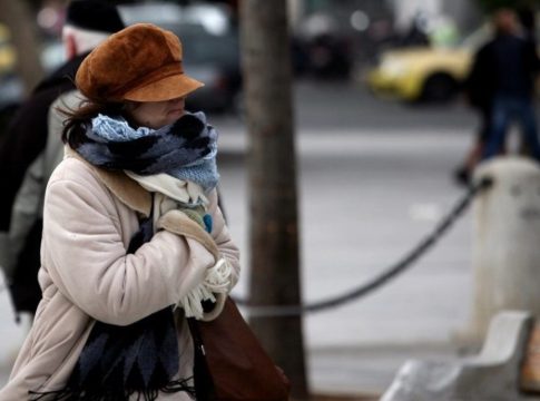 Καιρός: Απότομη πτώση υδραργύρου μετά τις υψηλές θερμοκρασίες – Πότε αναμένεται ψυχρή εισβολή
