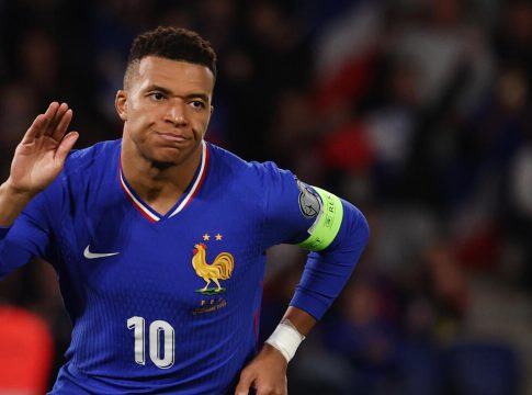 Μυθικό ρεκόρ από τον Εμπαπέ: Ο νεαρότερος που φτάνει τα 400 γκολ από την εποχή του Πελέ!