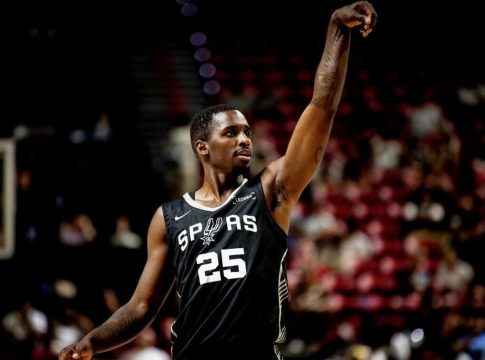 Ραγδαίες εξελίξεις με Τζόουνς-Γκαρσία: «Αβέβαιο το μέλλον του στους Σπερς»