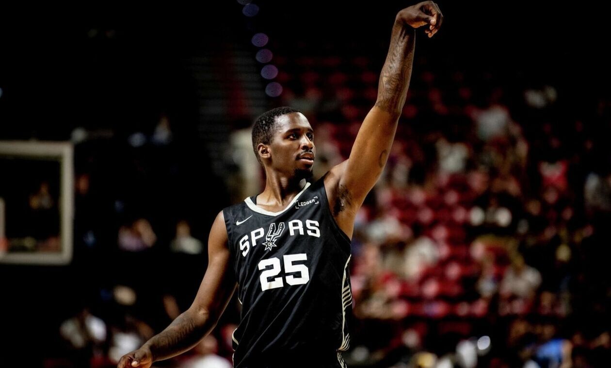 Ραγδαίες εξελίξεις με Τζόουνς-Γκαρσία: «Αβέβαιο το μέλλον του στους Σπερς»