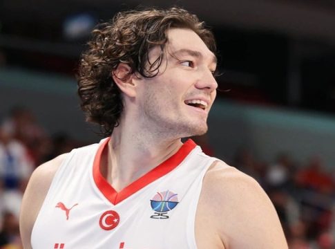 Όσμαν και Γιούρτσεβεν στις κλήσεις του Αταμάν για τα «παράθυρα» του Νοεμβρίου στο Παγκόσμιο