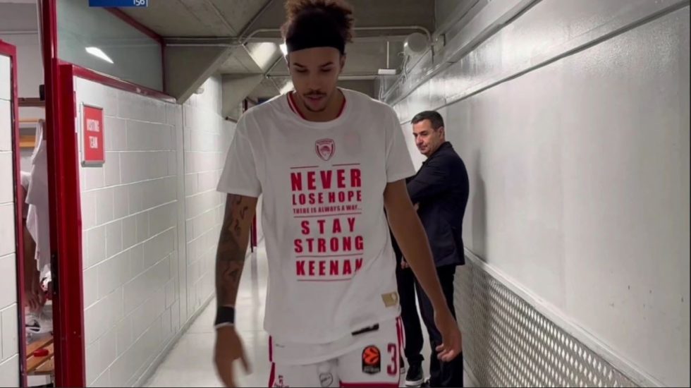 Το συγκλονιστικό μήνυμα των παικτών του Ολυμπιακού στον Έβανς: «Μην χάνεις ποτέ την ελπίδα σου – Μείνε δυνατός Κίναν»