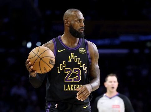 Λος Άντζελες Λέικερς – Γιούτα Τζαζ 140-126: Έγραψε Ιστορία ο Λεμπρόν (vid+pic)