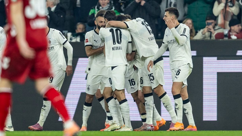 Γκλάντμπαχ – Κολωνία 3-1: Ξέφυγαν από τη ζώνη του υποβιβασμού οι γηπεδούχοι