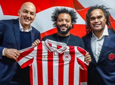 Φωτογραφήθηκε με τους Κοβάσεβιτς-Καρεμπέ και την επετειακή φανέλα του Ολυμπιακού ο Μαρσέλο (pic)