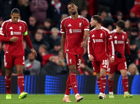 Ο Κλοπ, ο Σλοτ, οι Beatles και μια Λίβερπουλ… υπό διάλυση (vids, pics)