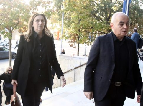 «Τα ισόβια τα πήρα εγώ, οι άλλες μάνες είδαν τα παιδιά τους» – Συγκλονίζει η μητέρα του Άλκη Καμπανού