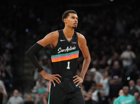 Πλήγμα στους Σπερς με Γουεμπανιάμα – Πόσο θα μείνει εκτός (pic)