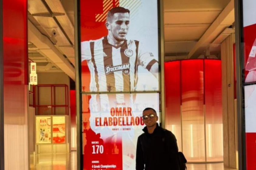 Ο Ελαμπντελαουί επισκέφτηκε το Μουσείο του Ολυμπιακού (pics)