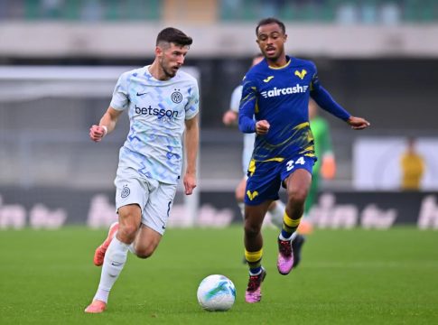 Ελλάς Βερόνα – Ίντερ 1-2: Γλίτωσαν τη γκέλα στις καθυστερήσεις