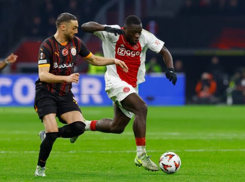 Αντίπαλοι Ολυμπιακού: Σε αναζήτηση προπονητή ο Άγιαξ