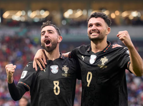 Στο Μουντιάλ με 9άρα η Πορτογαλία (9-1) – Ο απίθανος Πάροτ έστειλε στα μπαράζ την Ιρλανδία με μυθική ανατροπή (2-3)