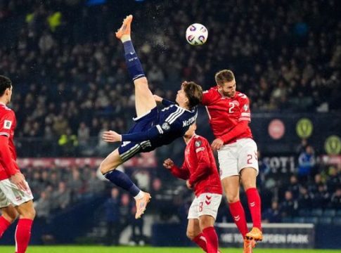 Το απίθανο «ψαλιδάκι» του ΜακΤόμινεϊ ξεπέρασε αυτό του Κριστιάνο Ρονάλντο (pics, vids)