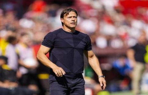 Με χαρακτήρα για ντέρμπι