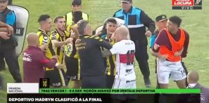 Χάος σε μπαράζ ανόδου στην Αργεντινή (vids)