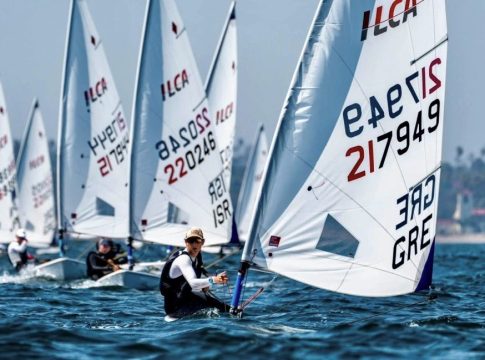 Εντυπωσιακό θέαμα στην «34η Athens International Sailing Week 2025»
