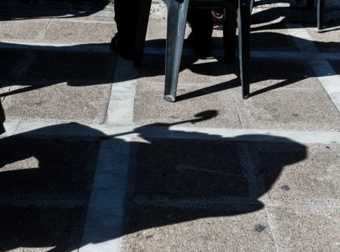 Ο… μποναμάς των 250 ευρώ και η «ξεχασμένη» 13η σύνταξη – Τα «6,6 δισ. ευρώ που απώλεσαν» οι συνταξιούχοι