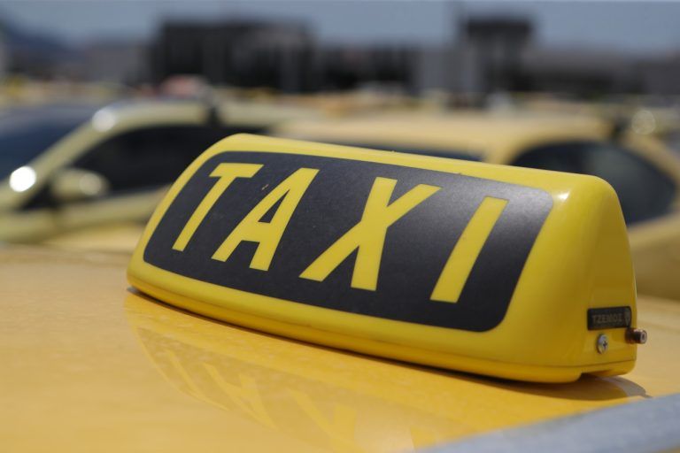 Κανονικά αύριο τα ταξί από τις 6 το πρωί – Αναστολή της απεργίας