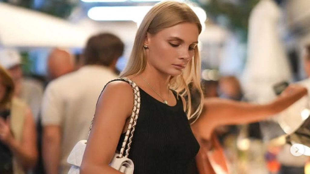 Η εντυπωσιακή τενίστρια που «έριξε» το Instagram με τις φωτογραφίες της