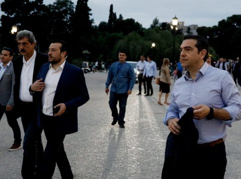 Ο Τσίπρας… καίει Πολάκη και Παππά – «Υπερίσχυσαν οι τάσεις» για τη μη διαγραφή του αψύ, ο καταδικασμένος 13-0 που «δεν διευκόλυνε» το κόμμα