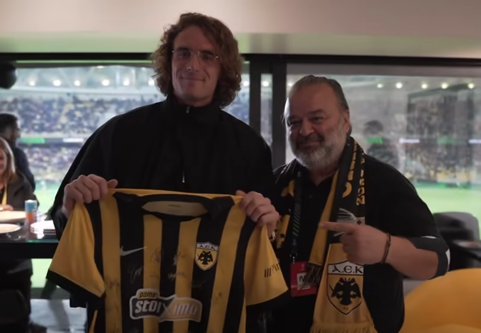 Τσιτσιπάς: «Με το που μπήκα στην Opap Arena, μου σηκώθηκε η τρίχα – Νιώθω ΑΕΚτζής μέχρι τέλος» (vid)