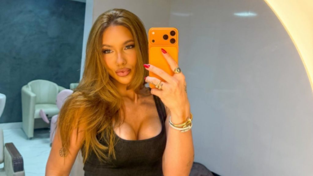 Νέο ζευγάρι: Παρουσιάστρια μαζί με πασίγνωστο ποδοσφαιριστή (pics, vid)