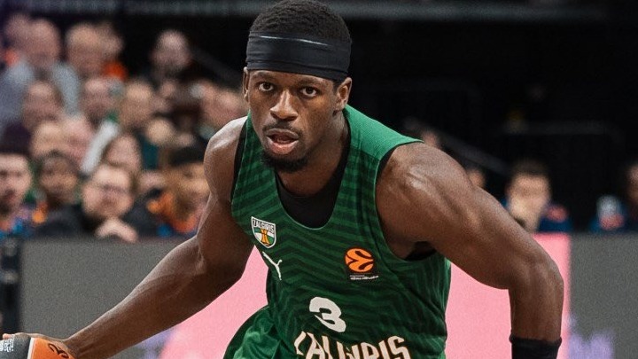 Ζάλγκιρις… 4Χ4 και κορυφή πριν τον Ολυμπιακό (86-77)