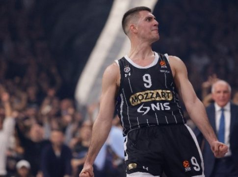 Ξέσπασε κατά των social media o Μαρίνκοβις: Ο καθένας γράφει ό,τι ανοησία θέλει»