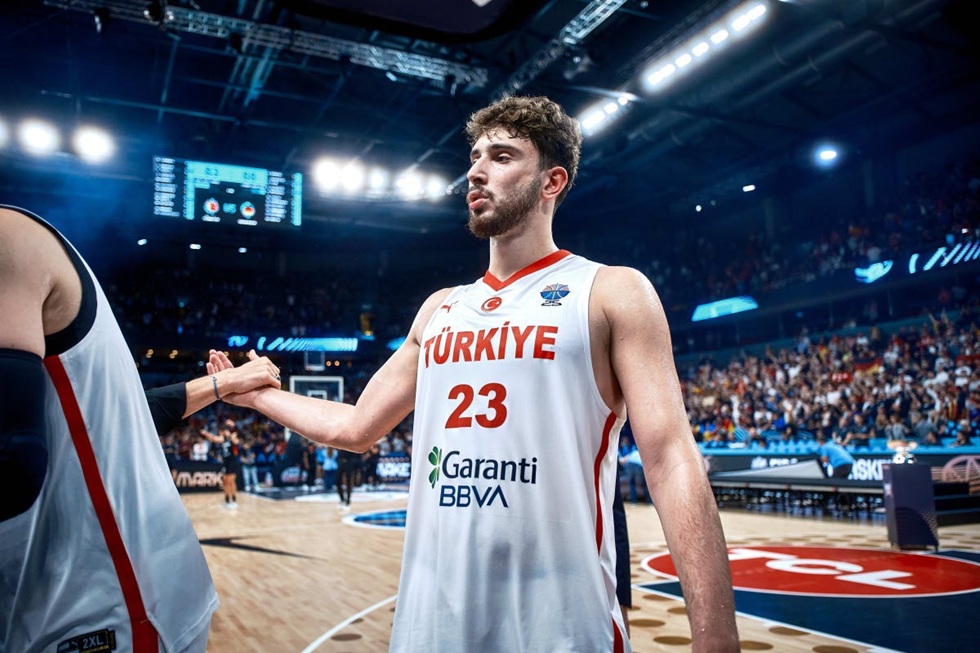 Σενγκούν για Αταμάν: «Με βοήθησε να αποκτήσω αυτοπεποίθηση και να βρω το σουτ μου»