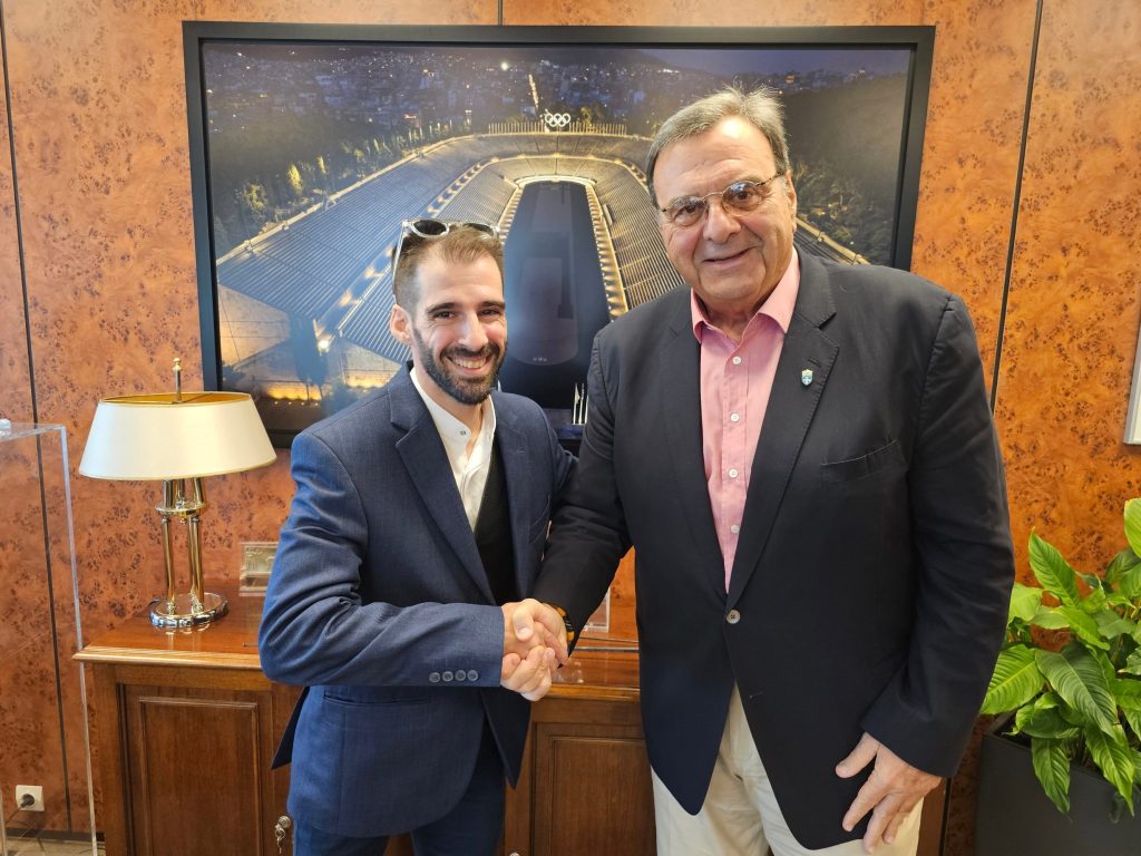 Τιμητική υποτροφία της Ελληνικής Ολυμπιακής Επιτροπής στον Παναγιώτη Καραΐσκο