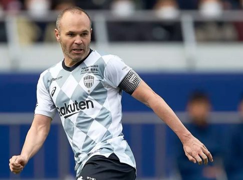 Σε μπελάδες ο Ινιέστα: Ερευνάται στο Περού για «σοβαρή απάτη»