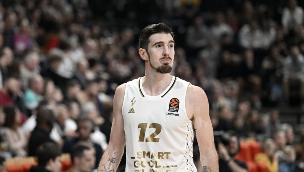 Σαν το παλιό καλό κρασί: Ο Ντε Κολό αποδεικνύει ότι η… τέχνη δεν ξεχνιέται (vids)