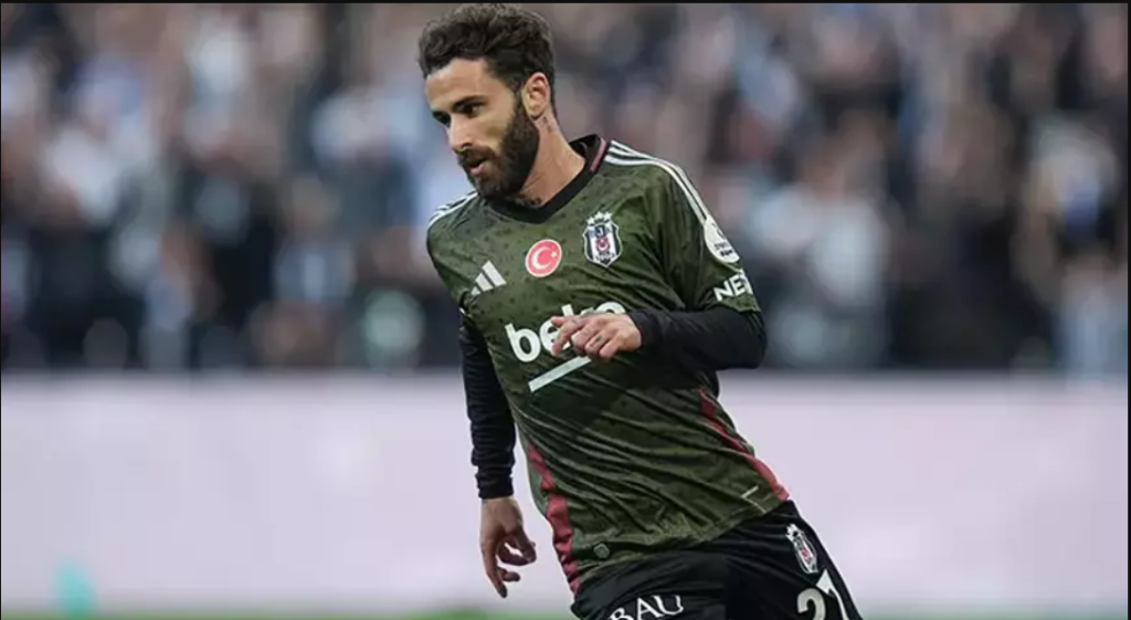 Επιμένουν οι Τούρκοι για Ράφα Σίλβα και ΑΕΚ