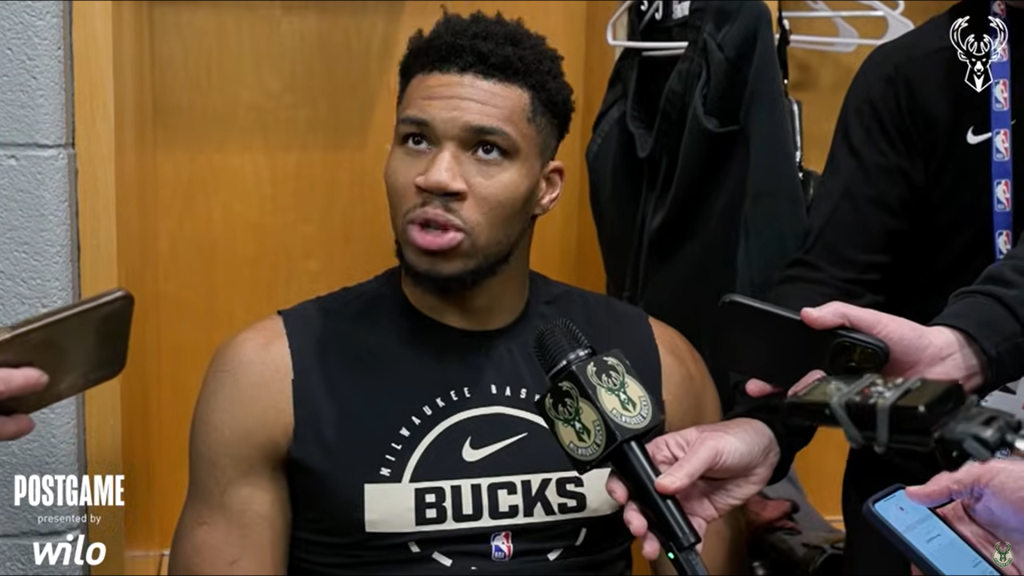 Αντετοκούνμπο: «Μισώ να παίζω τόσο λίγο – Δεν χρειάζεται να παρασυρόμαστε»