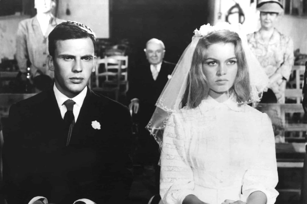 «Κανείς δεν είναι ασφαλής όταν με ερωτεύεται» – Οι τέσσερις γάμοι και οι διάσημοι έρωτες της Μπριζίτ Μπαρντό