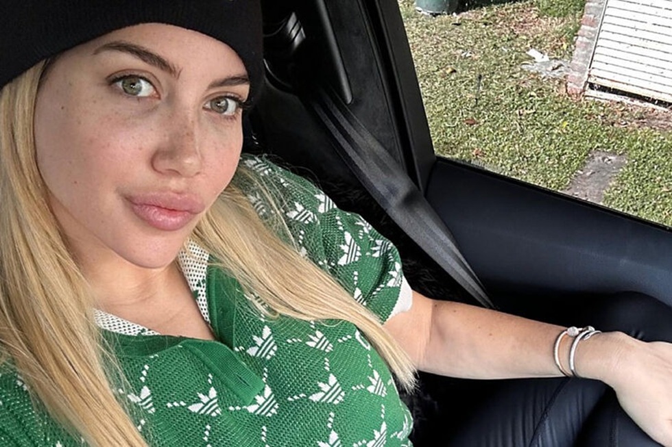 Γουάντα Νάρα: Έβγαλε τη γούνα στα χιόνια και έγινε… χαμός (pics)