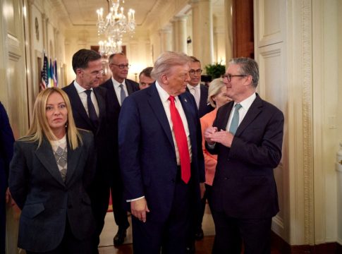 Τραμπ: Είχε τηλεδιάσκεψη με Μακρόν, Μερτς και Στάρμερ για την Ουκρανία