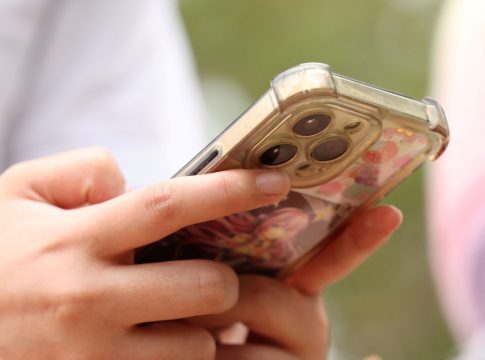 Κυβερνοασφάλεια: Πώς οι απατεώνες αποκτούν τον αριθμό του τηλεφώνου σας – Τρόποι προστασίας